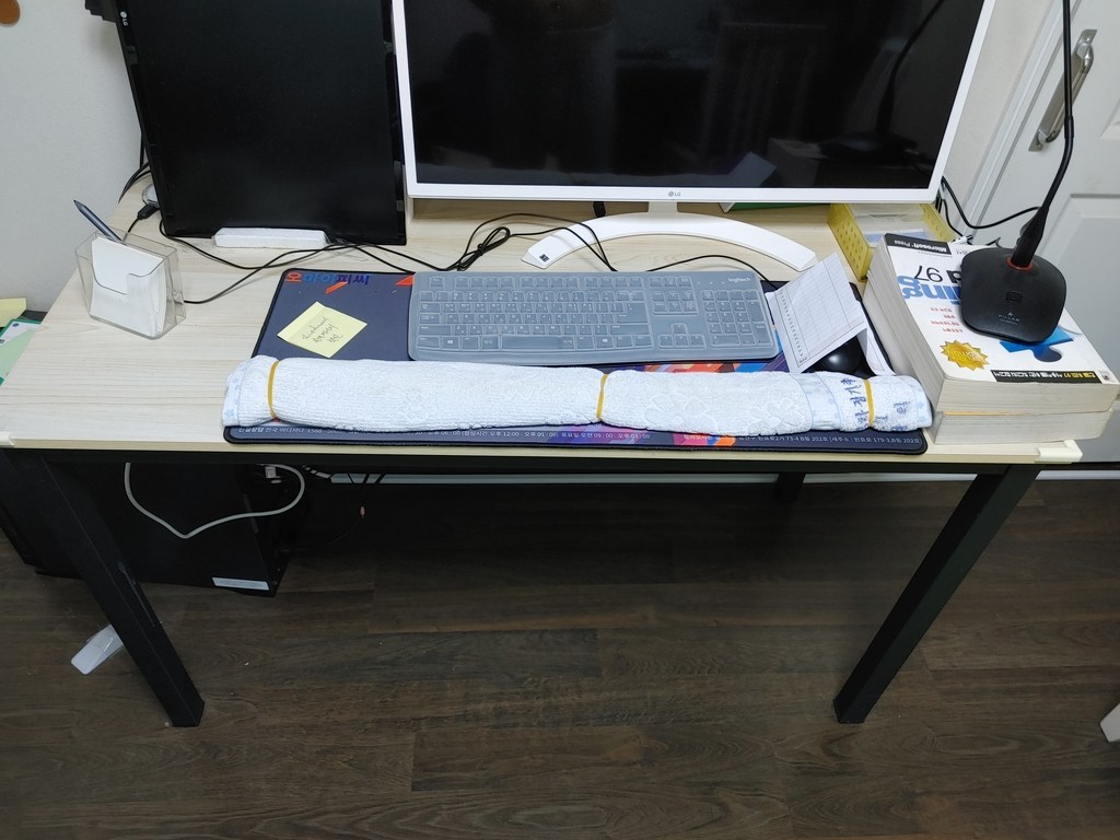 블루밍홈 베이직 책상 40 입식 1200