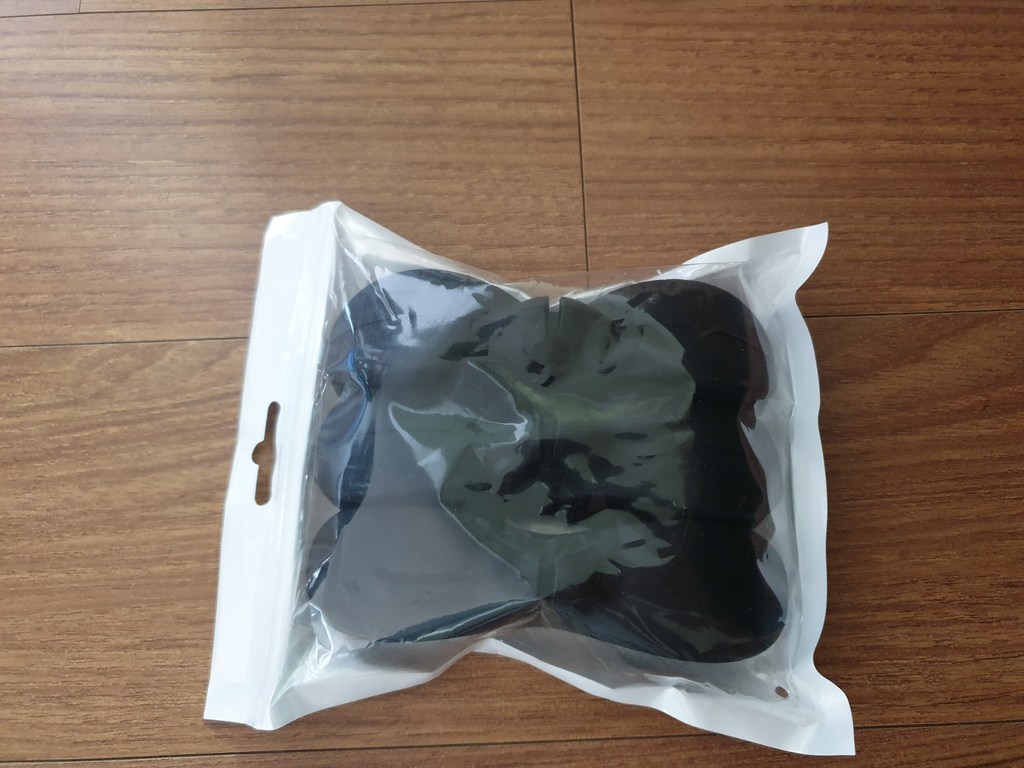 론조모니 케이블 정리 홀더