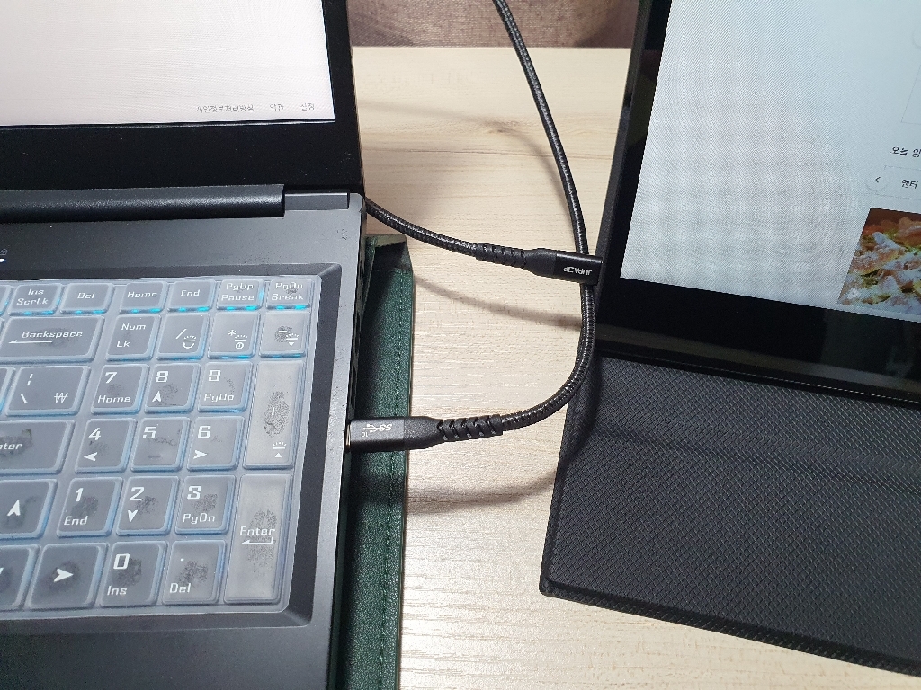 주파집 썬더볼트 D타입 C to C USB 31 고속충전케이블 100W EN2