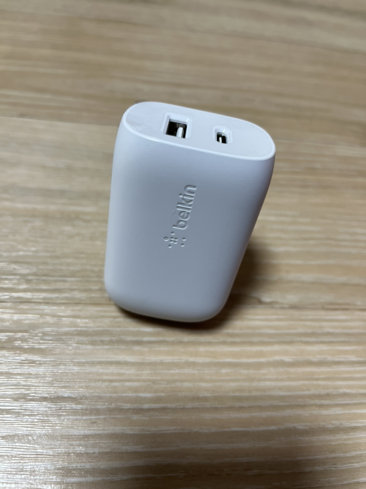 벨킨 부스트업 37W USB D S C타입-A타입 듀얼 고속 충전기 WCB007krWH