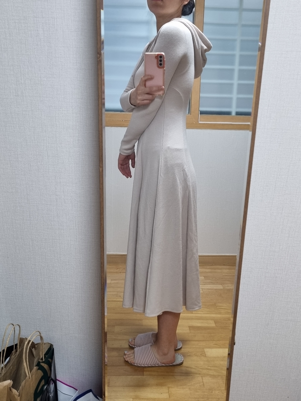 떳다그녀 유아즈 후드 롱 원피스