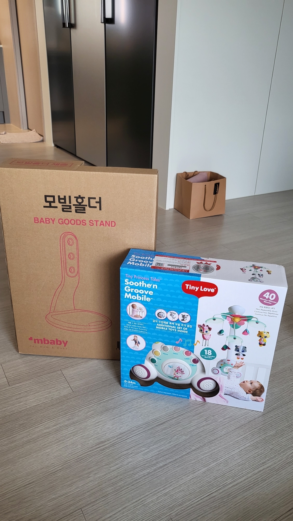 타이니러브 한글판 플러스테일즈 모빌 홀더