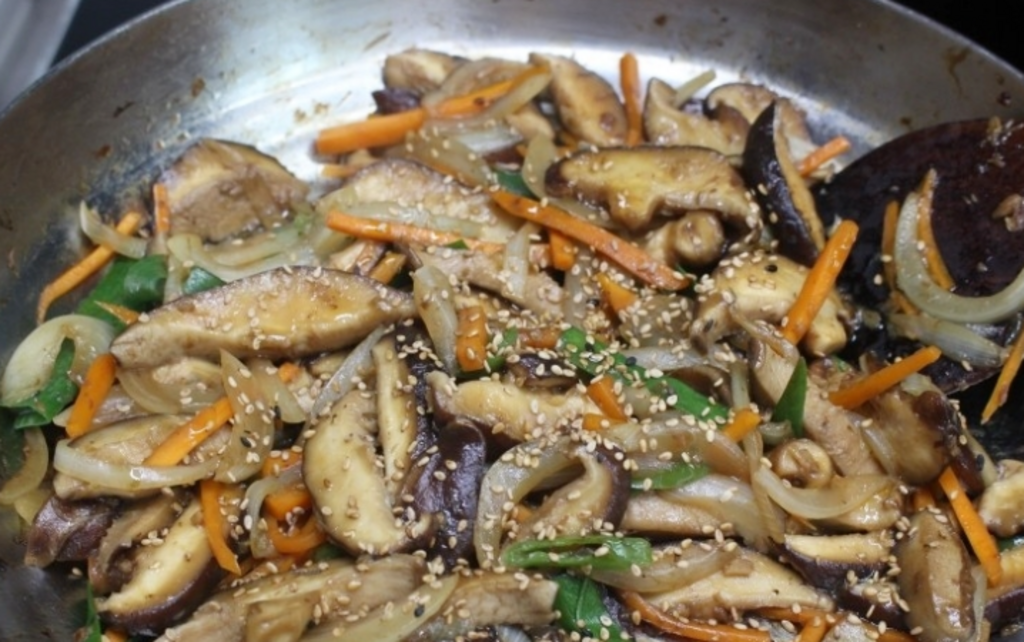 못생겨도 맛있는 표고버섯 리뷰 후기