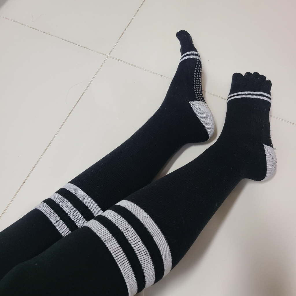 데비 비비드 논슬립 링글 요가 니삭스