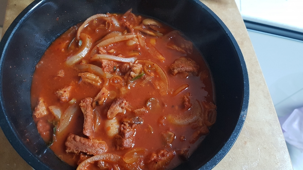 짚신매운갈비찜 간편식 매운 돼지 갈비 밀키트 택배