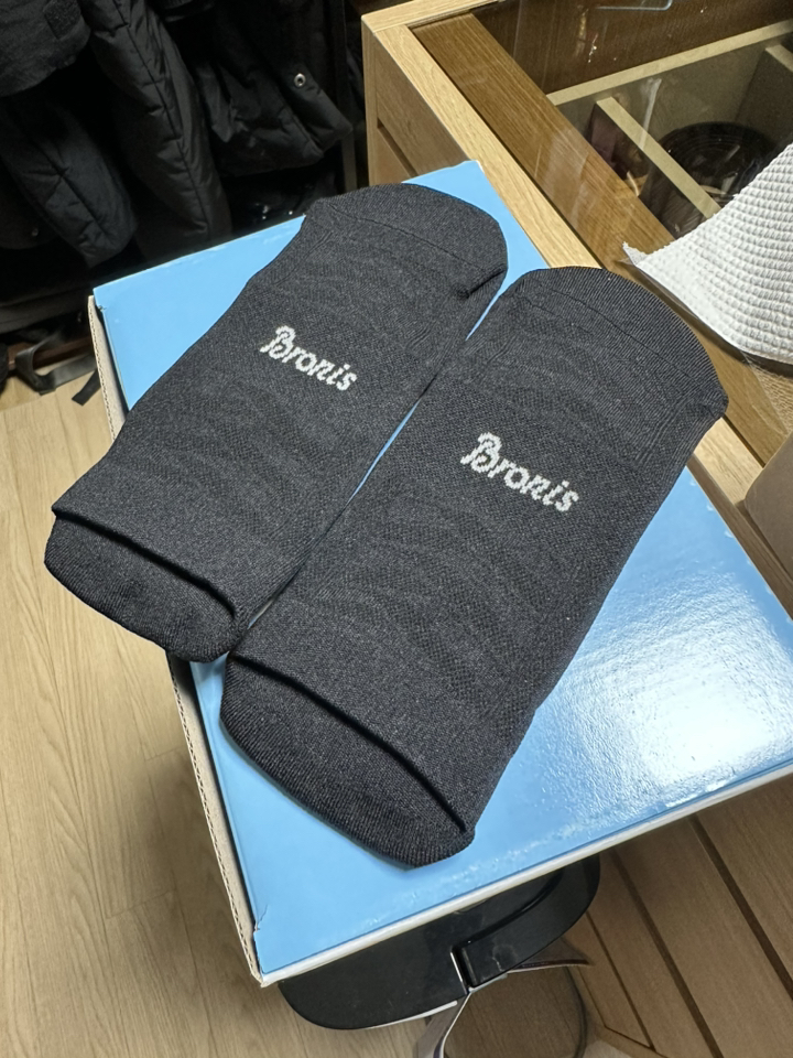 브로니스 런닝 쿠션 기능성 스포츠 무봉제 삭스