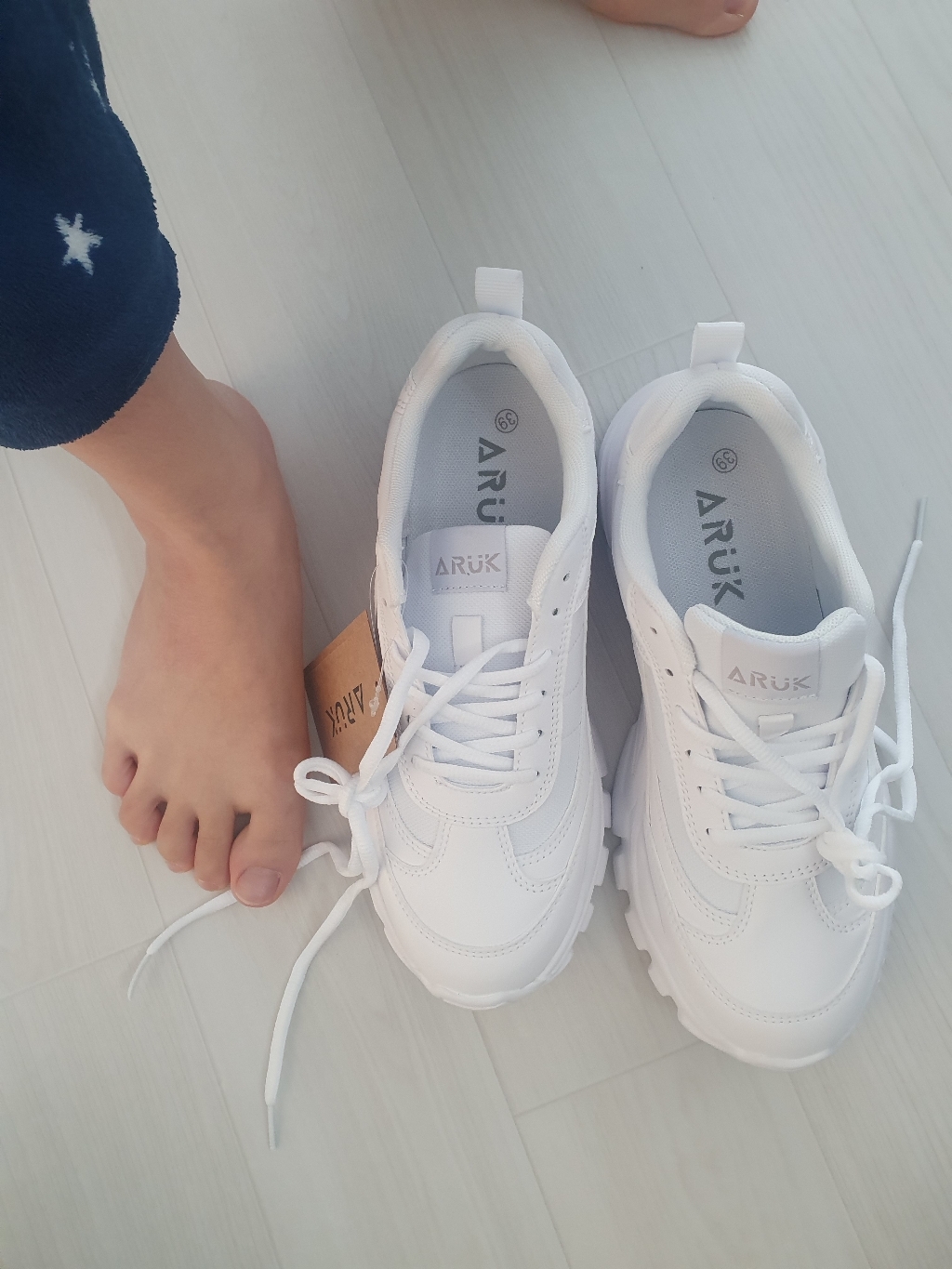 에이룩 발볼 넓은 헬스장 커플 어글리 운동화