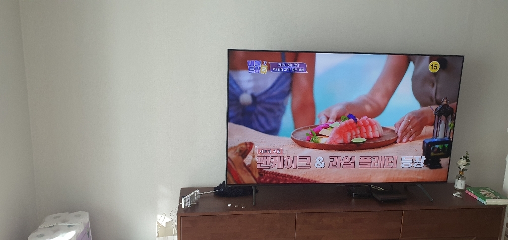 삼성 65인치 크리스탈 4K UHD 스마트 ED TV 스탠드무료배송설치 유튜브 넷플릭스 디즈니