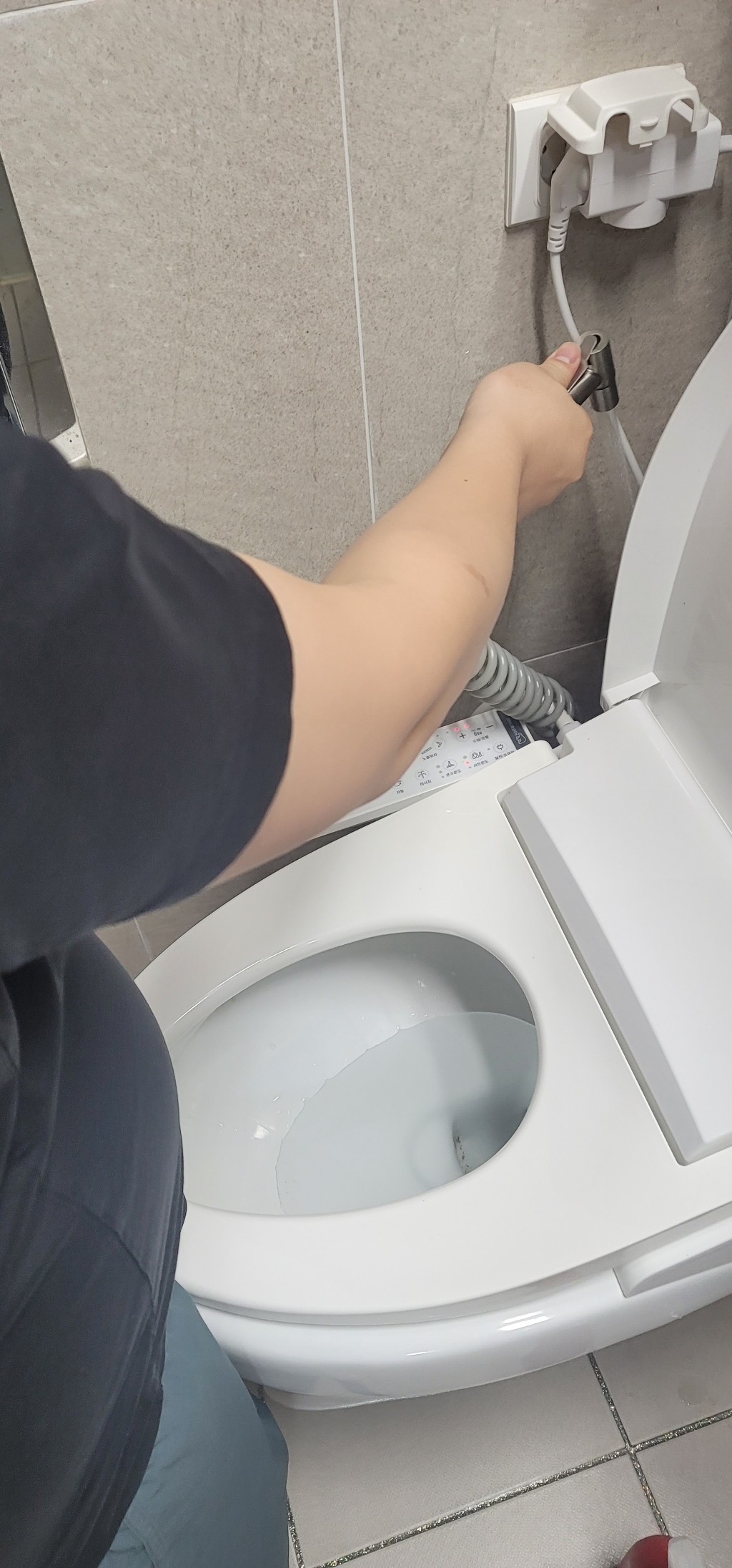 욕실 욕실스프레이건 변기샤워기