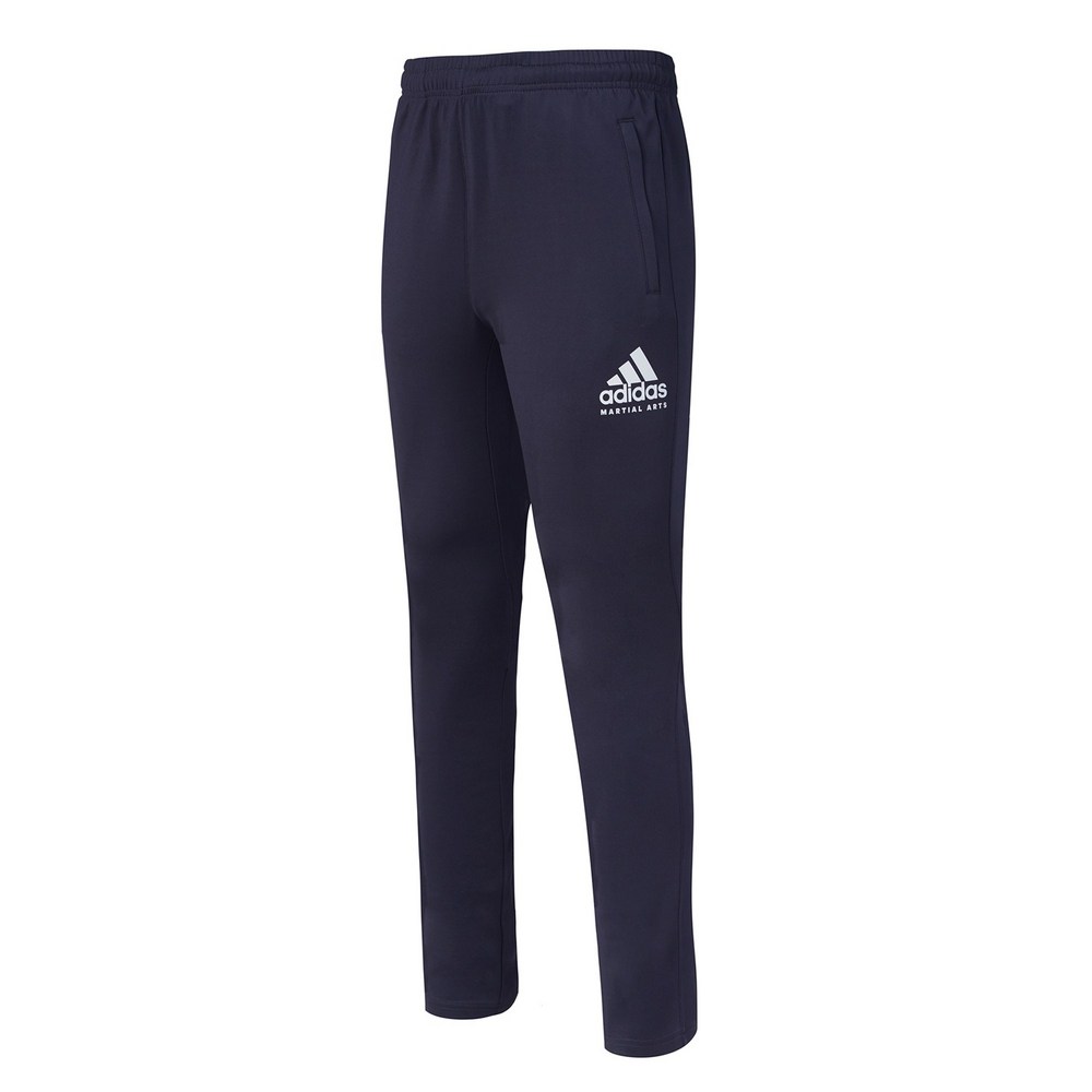 아디다스 컴뱃스포츠 트레이닝 바지, 지금 바로 40% 할인된 가격으로 만나보세요!