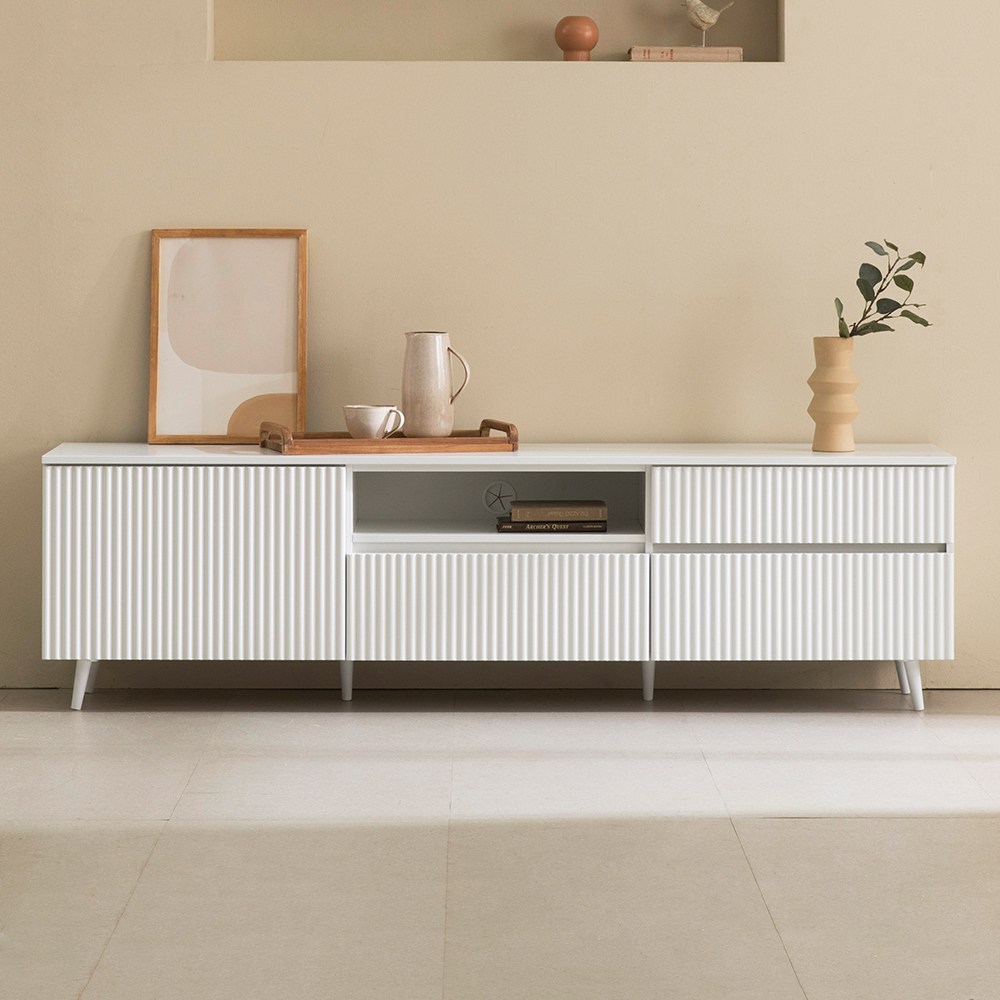 심플함의 정수, 갤러리 1800 올화이트 거실장으로 당신의 공간을 새롭게!