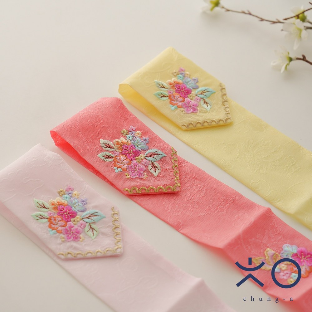 여아의 머리에 매력과 사랑스러움을 더하는 고품질 아동 한복 댕기