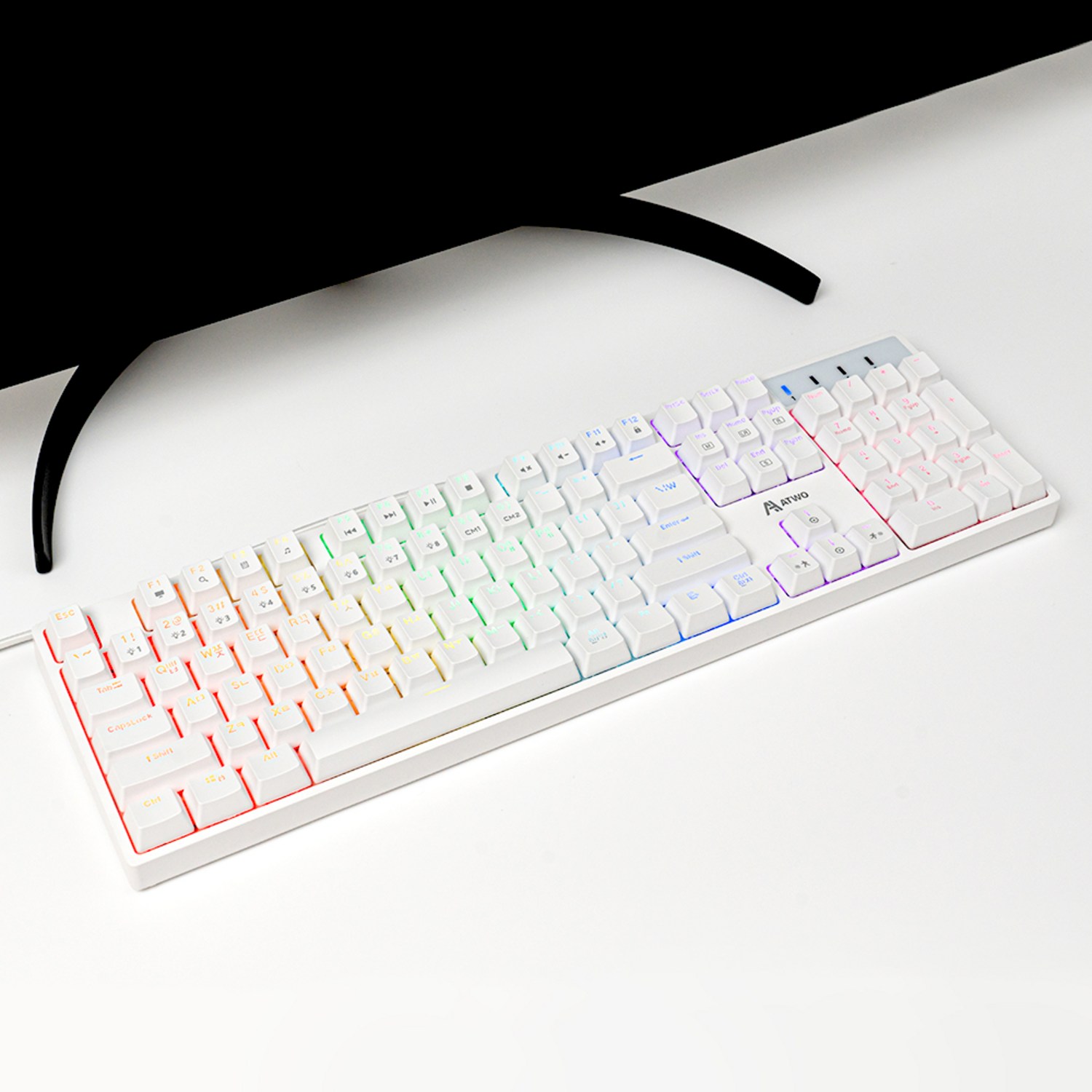 빛나는 승리, 에이투 게이밍 LED 기계식 키보드