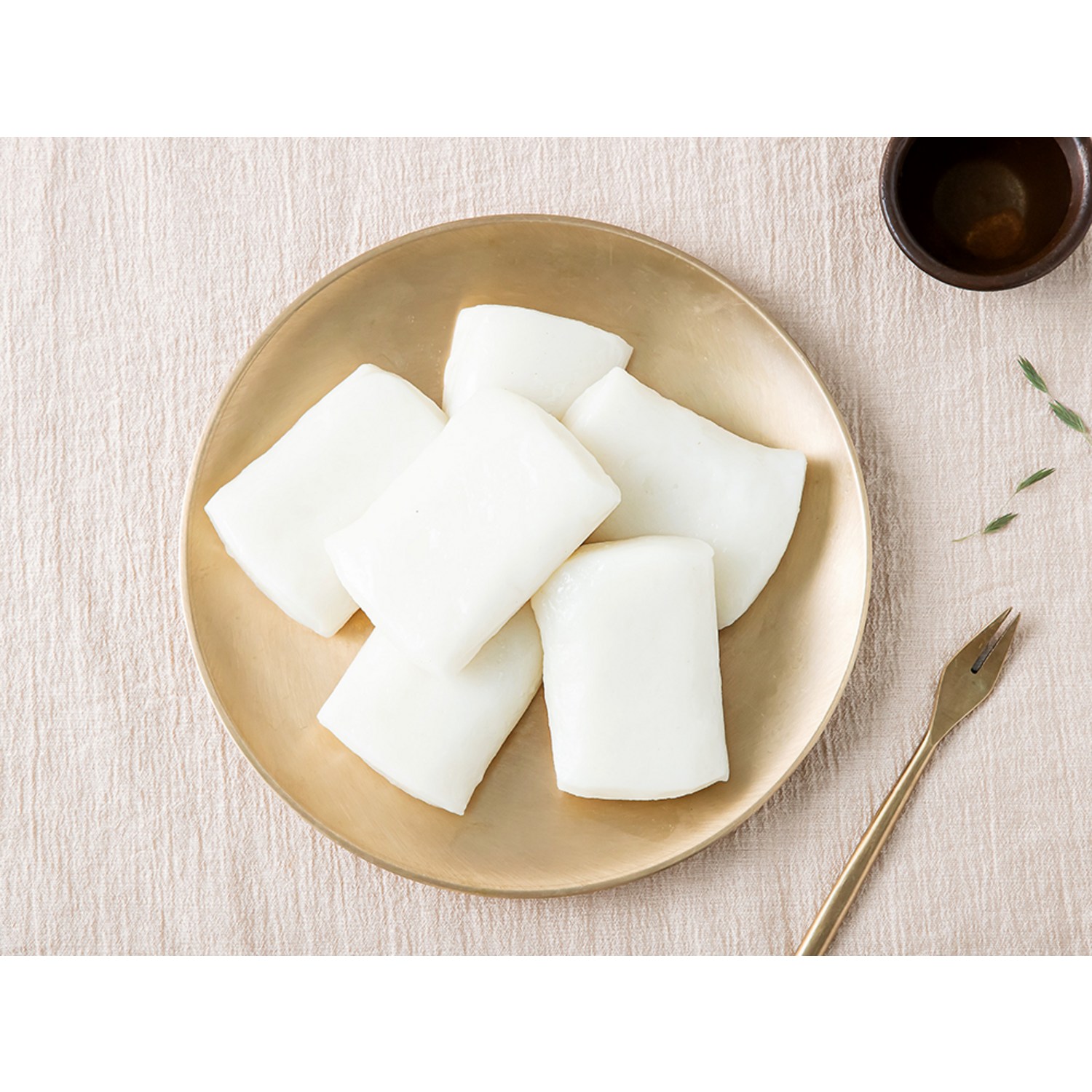 시간을 멈춘 듯 쫀득한 행복, 시루조아 굳지 않는 흰 절편