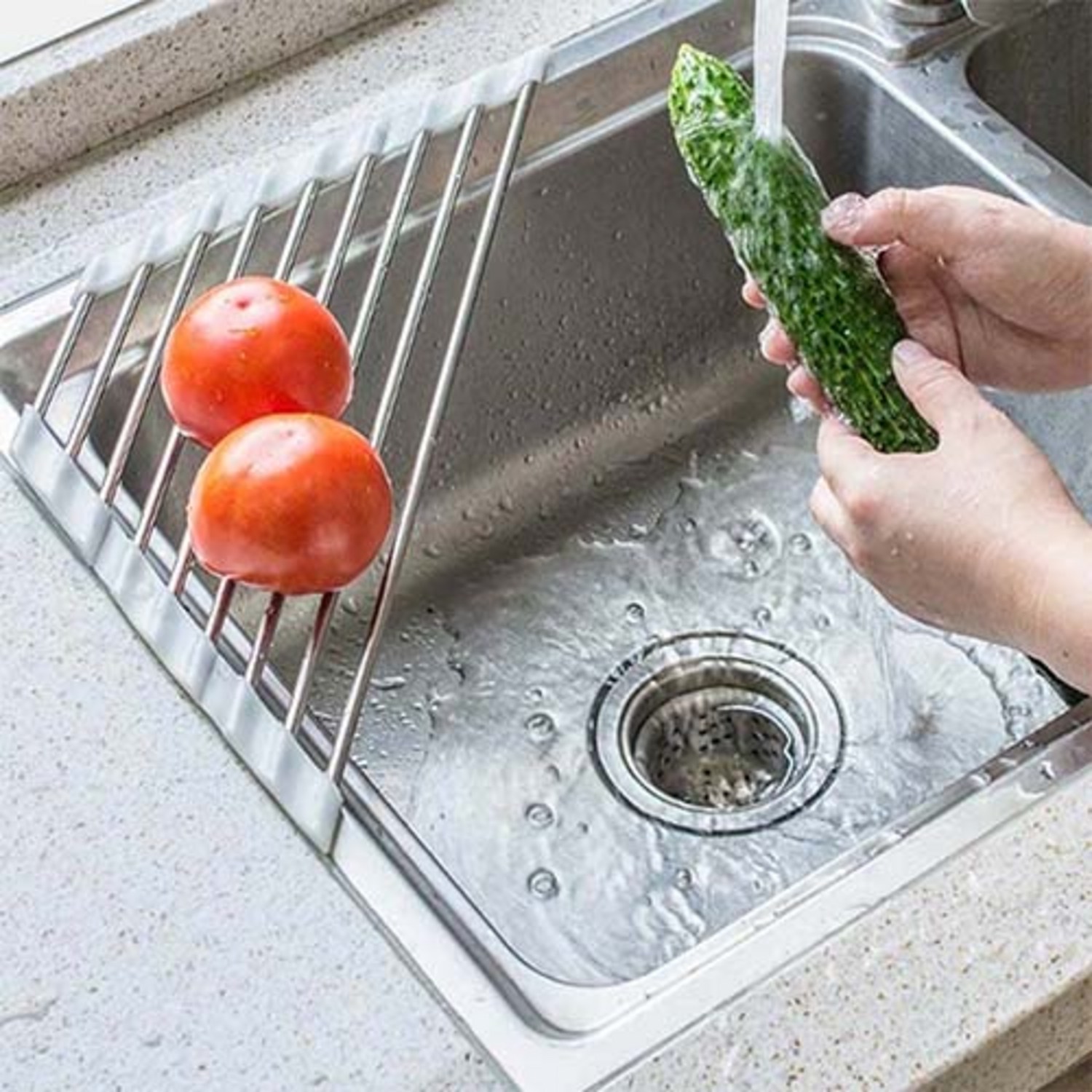 좁은 공간을 혁신하는 싱크대 코너 롤 매트 선반 건조대