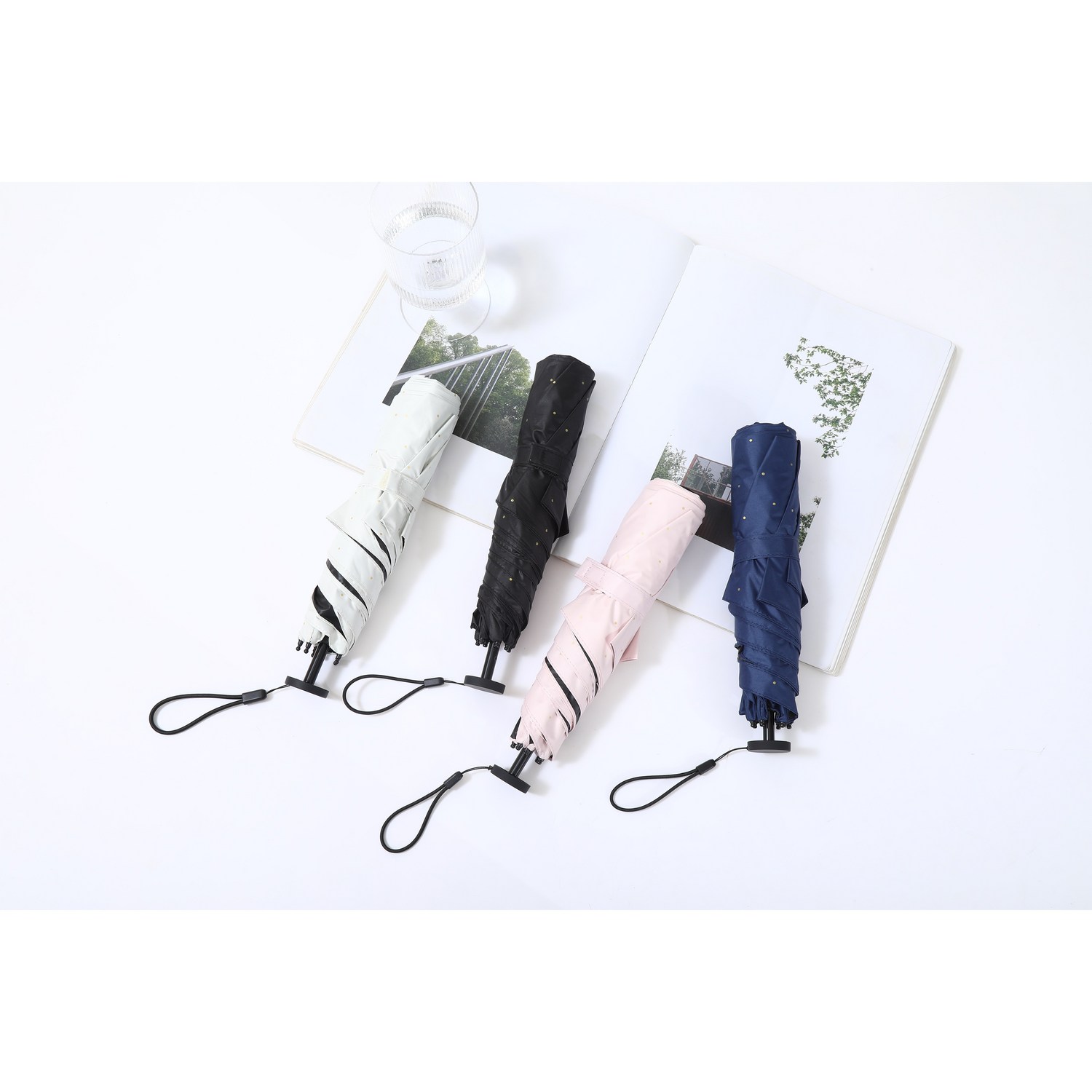 가벼움과 차단 성능을 모두 갖춘 ARDECO 양산