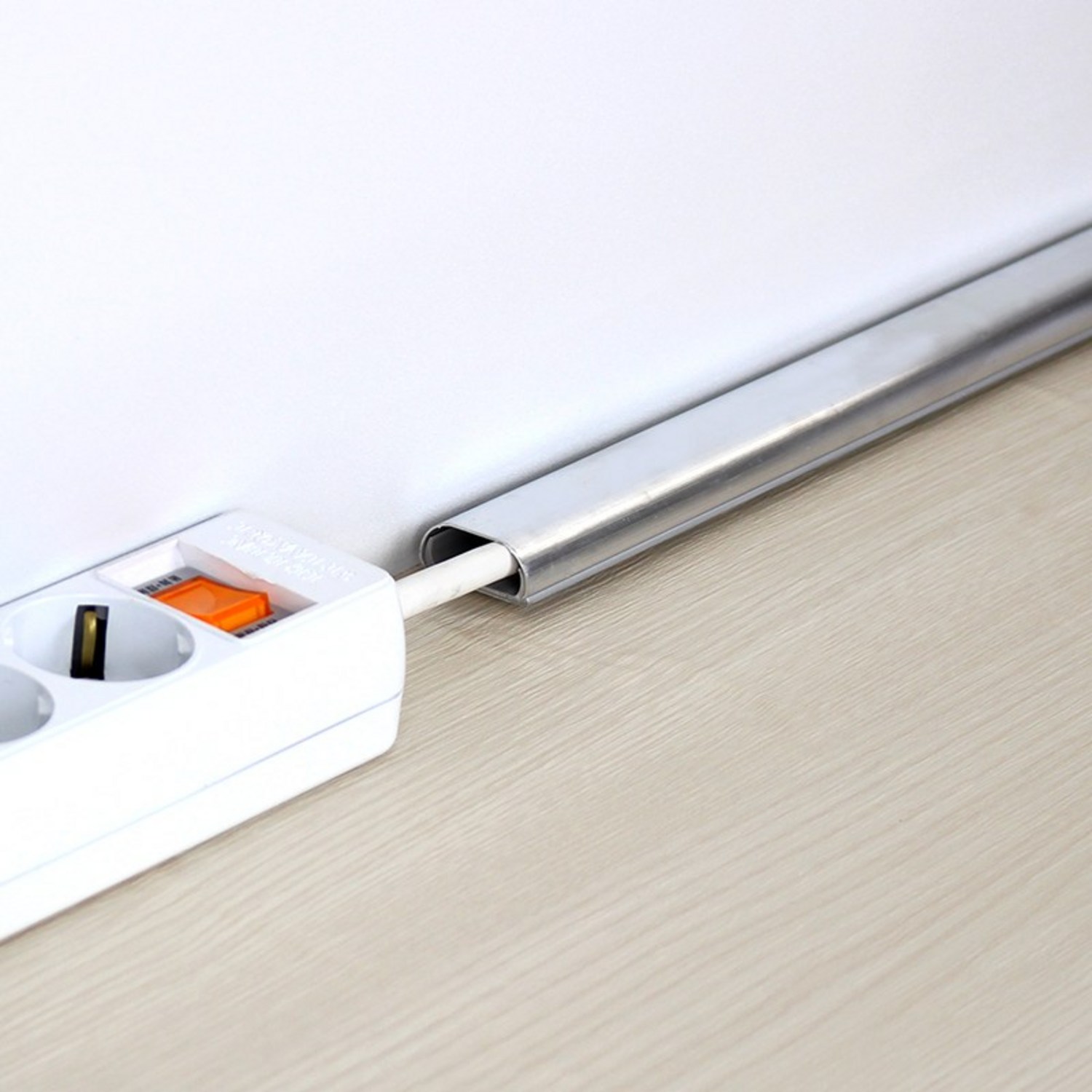 내 집을 세련되게 꾸미는 알루미늄 몰딩 정복하기