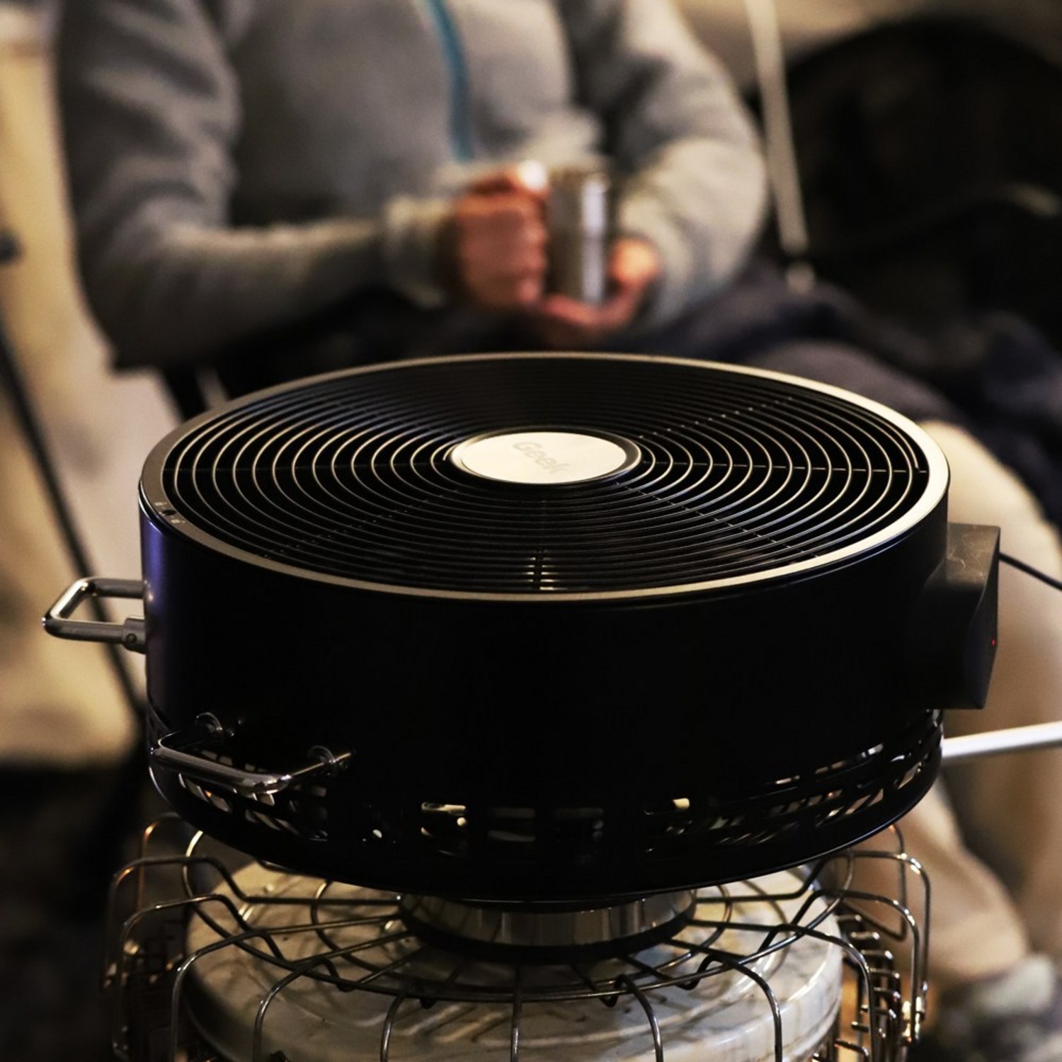 Geek 히텁팬 2세대: 따뜻함과 효율성을 더한 캠핑의 필수품