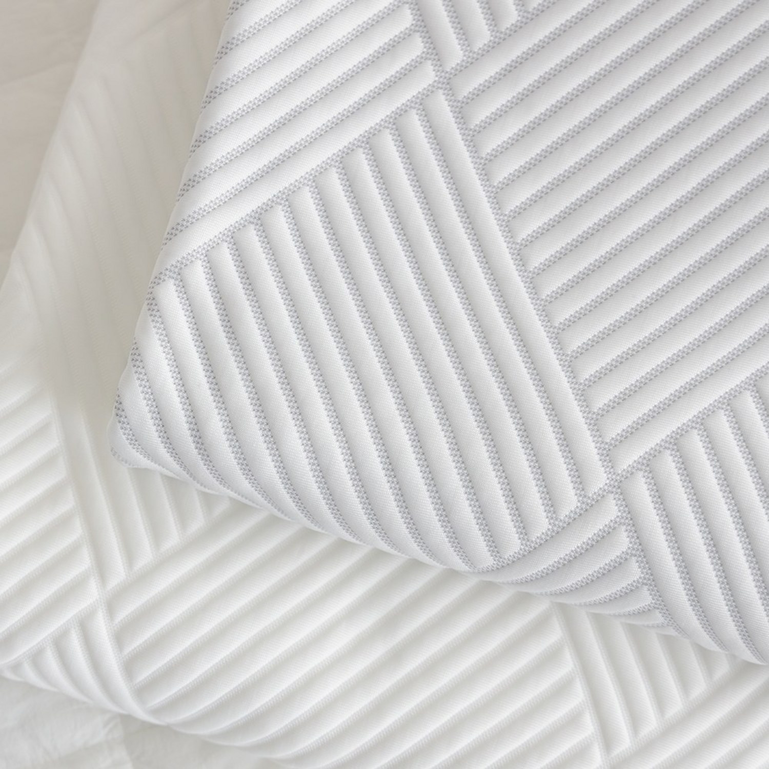 여름철 필수 아이템, 아이리스 듀라론 냉감패드 아이리스냉감패드