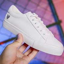 3D 하트빔빔 스니커즈