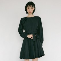 리올그 NUE RIBBON TRIANGLE FLARE MINI 원피스