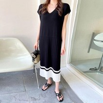 마이시즌 여성 엠마 브이넥 배색 니트 원피스