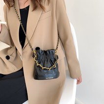 오렌지닷컴 체인 버킷 크로스백