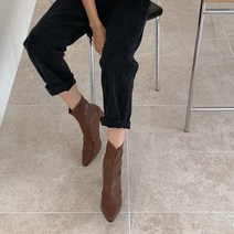 몰리아 앵클부츠