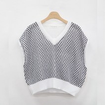 밀스튜디오 강연빗살패턴 브이넥 베스트 MG5VTS545
