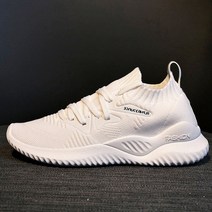 TCR 여성 심플러닝 스니커즈