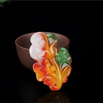 계혈석 자연 치킨 혈액 옥 손 조각 난초 펜던트 패션 부티크 쥬얼리 남자와 여자의 목련 꽃 목걸이