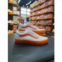(반스) Ua Old Skool Translucent # 남여공용화 # True white/orange (VN0000SBZ34)