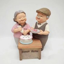 가정의달 부모님 선물 행복한 노부부 도자기 인형, A-1
