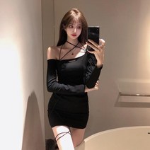 MOHEGIA 블랙 베벨 드레스 슬림 스커트