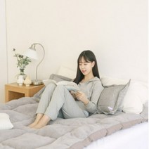 두꺼운 사계절 양면 자가발열토퍼 매트리스 라텍스 봄여름가을겨울 캠핑 침대