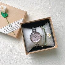 여자예물시계 노르딕 보이핏 볼륨 손목시계 여성 무드 인싸템 별이총총한하늘 금속 펀칭 팔찌 식 심플 스윗 1741844031, 은밴드 분판 은밴드 분판 박스를 배달