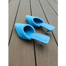 Ins 겨울 커버 발가락 퍼 슬리퍼 여성 면화 신발 플러시 슬라이드 지적 스틸 레토 하이힐 fleeces mules femme