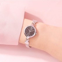 로이드 시크한 블랙컬러 다이얼 여성 메쉬시계