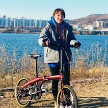 벨로샵 콘스탄틴 아이코닉 접이식 7단 미니벨로 자전거 폴딩 여성용 티티카카 포르코 디스크브레이크 20인치, 네이비