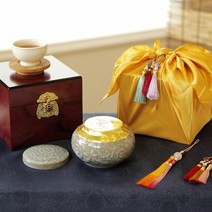 [KT알파쇼핑][지리산뱀사골] 밤꿀 프리미엄 600g (진주당초도자기), 상세페이지참조, 단일상품_개당 용량_상세페이지참조, 단일상품_개당 캡슐/정_상세페이지참조