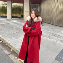 폭스퍼숏패딩 여성패딩 여자롱패딩 구스다운 패딩코트 레드 꼬마 마녀 양면 캐시미어 코트 여 새해 겨울 결혼 여우털 빅 퍼 카라 모직 망토