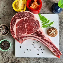 명절 추석 토마호크스테이크 초이스등급 900g에서 990까지, 원 형태