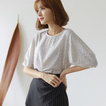 일상화보 라떼 여성 반팔 퍼프 블라우스