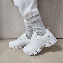 밸롭 *명절특가* 여성용 겨울워킹화 푹신푹신 쿠션좋은 발편한 런닝화 오래 신어도 편한 런닝화 무지외반/족저근막염 오래서있어도 오래걸어도 발바닥편한 신발 (발볼이 넓다면 한사이즈업