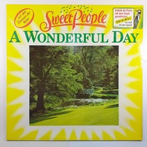 (중고LP) 경음악/ SWEET PEOPLE/ A WONDERFUL DAY/ 1982년 라이센스/ 자켓 음반 상태 AA