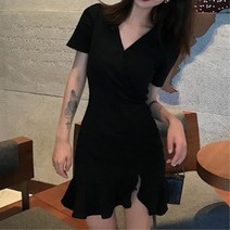 데이트 모임룩 여자 밑단 셔링 트임 미니 블랙 원피스