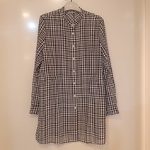 임페리얼골프 여름 헨리넥 체크 긴기장 여름 셔츠로 아우터 느낌으로 걸쳐 입을 수도 있어 다양하게 연출 제천 스트링으로 조절 가능하며 소매는 턴업해서 연출가능pt_