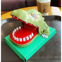 아성에이치엠피 복불복 악어이빨 악어룰렛 보드게임 정글 술게임 어린이 실내, 그린