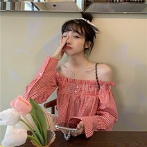 [이꾸띠] 천산 여성 여름 2컬러 체크 오프숄더 프릴 귀여운 블라우스