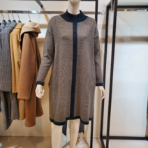 [막스카라] [백화점SAY] 줄무늬 니트 박스 원피스 M94QKO344